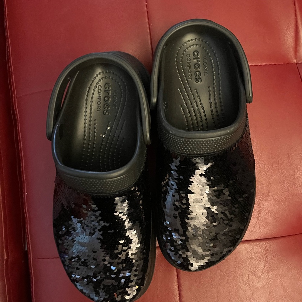CrocsPlatforms Size9🖤